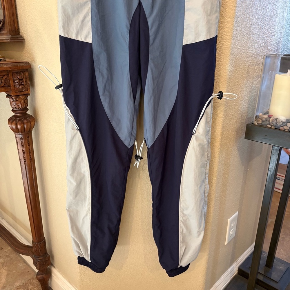 Mnml Men Color-Block Lined Mesh Drawstring Active… - image 3